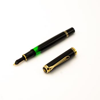 Pelikan M600 ab 1997 Schwarz 18K M Nib Fountain-Pen Füllfederhalter
