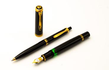 Pelikan M800 K400 SET old style 1989-1997 Schwarz NOS 18K M Füller Kugelschreibe