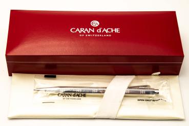CARAN d´ACHE ECRIDOR Hamburg Edition Kugelschreiber Ballpoint-pen versilbert/Rho
