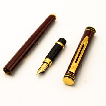 Waterman Exclusive France Füllfederhalter Pen Cherry Red Marble Lacquer M 18K Ni