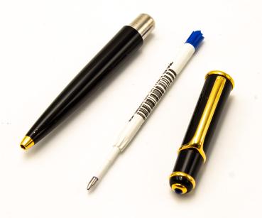 Cartier Diabolo Kugelschreiber ballpoint-pen Schwarz Gold