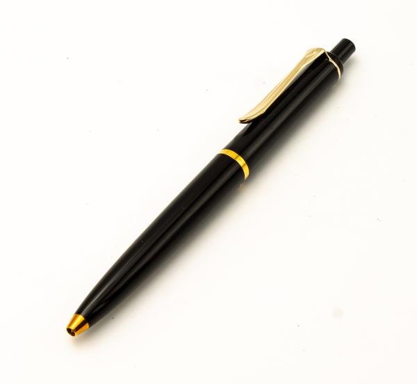 Pelikan K150 Schwarz Gold NOS old style Kugelschreiber Ballpoint-pen