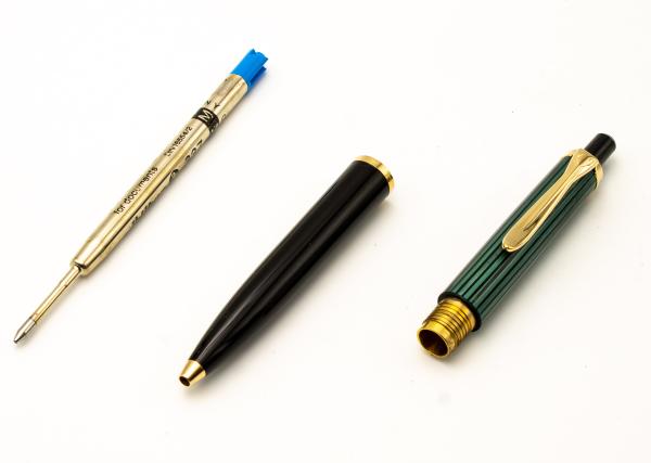 Pelikan K400 Souverän Grün NOS Kugelschreiber Ballpoint-pen old style
