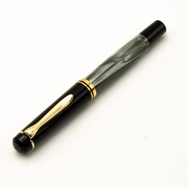 Pelikan R200 Grau marmoriert Gold NOS old style Rollerball-pen Tintenschreiber