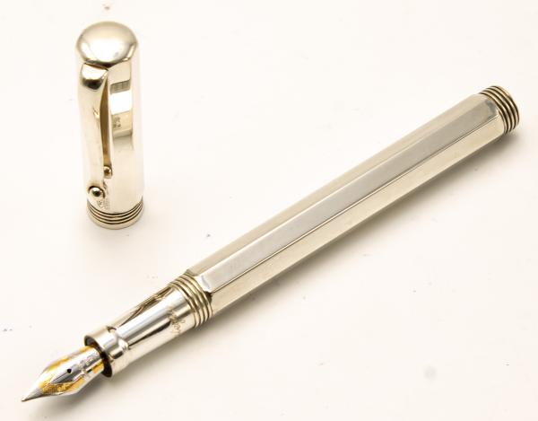 Montegrappa Reminiscence 925 Sterling Silber Füller 18K M vintage Pen NOS